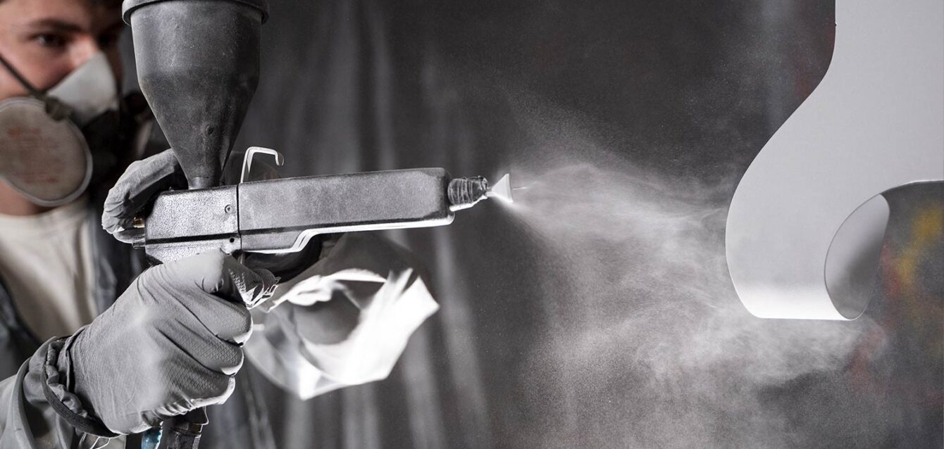 La-verniciatura-dei-materiali-compositi-estetica-e-protezione