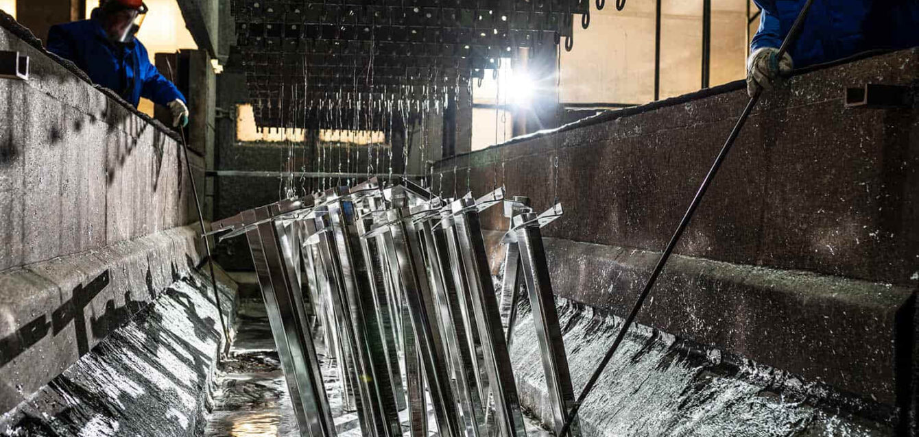 news-aumentare-la-resistenza-dei-metalli-con-la-verniciatura